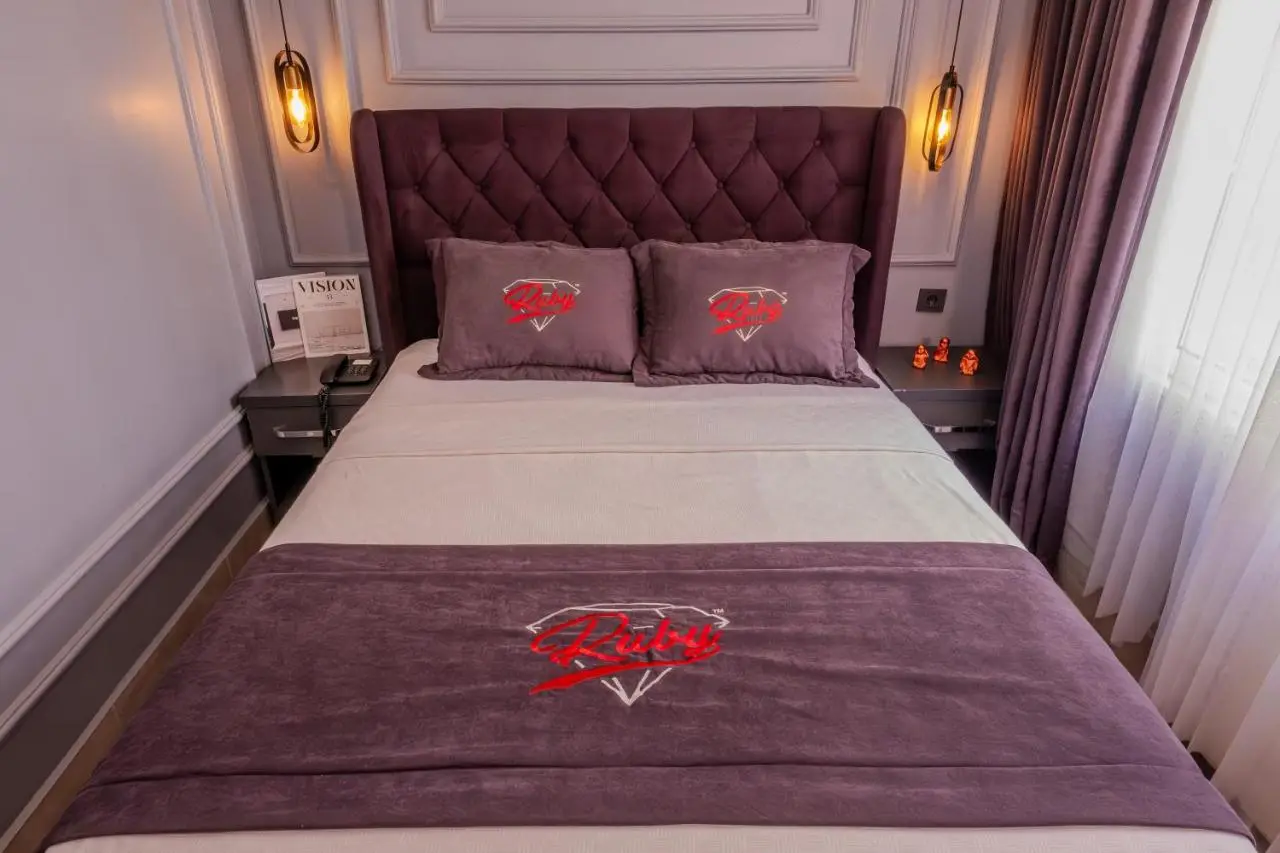 Ruby Hotel