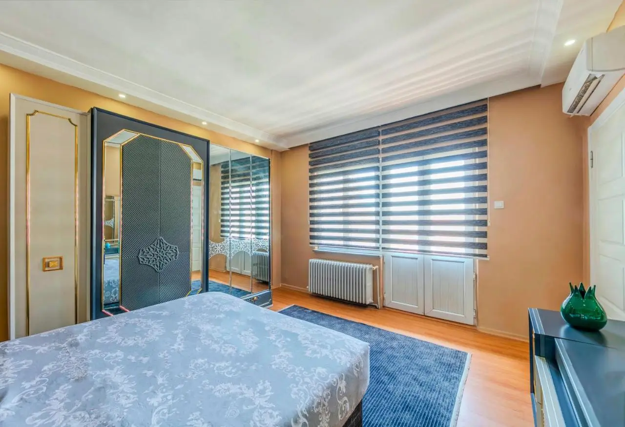 Palas Apartments