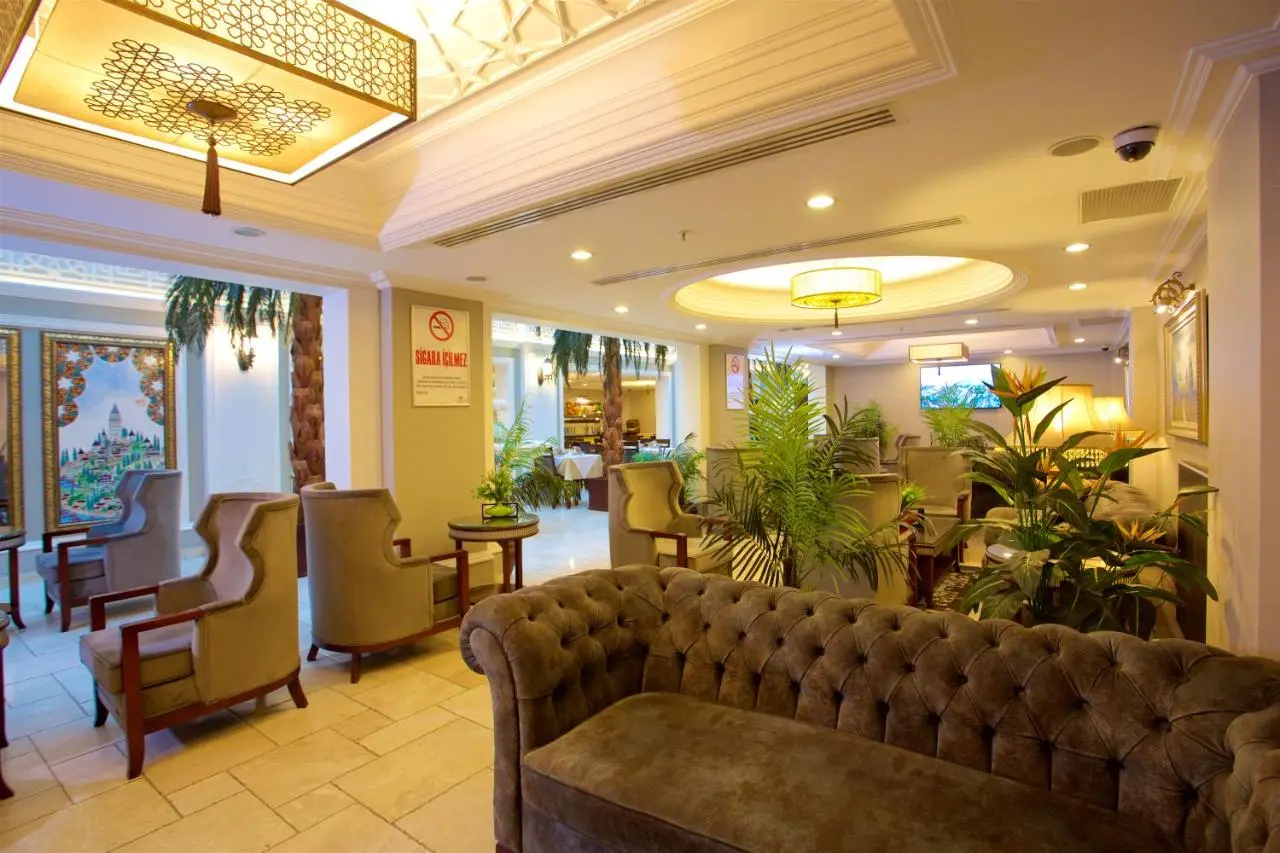 Emporium Hotel