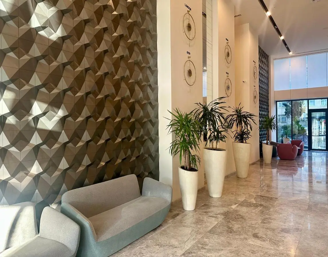 Grand Beach Apartments