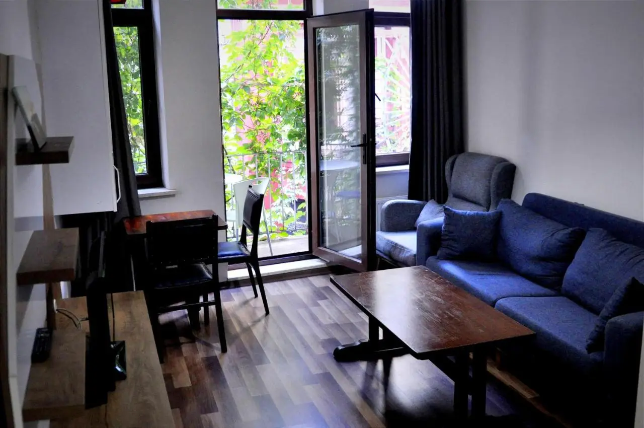 Mimoza İstiklal Apart Hotel