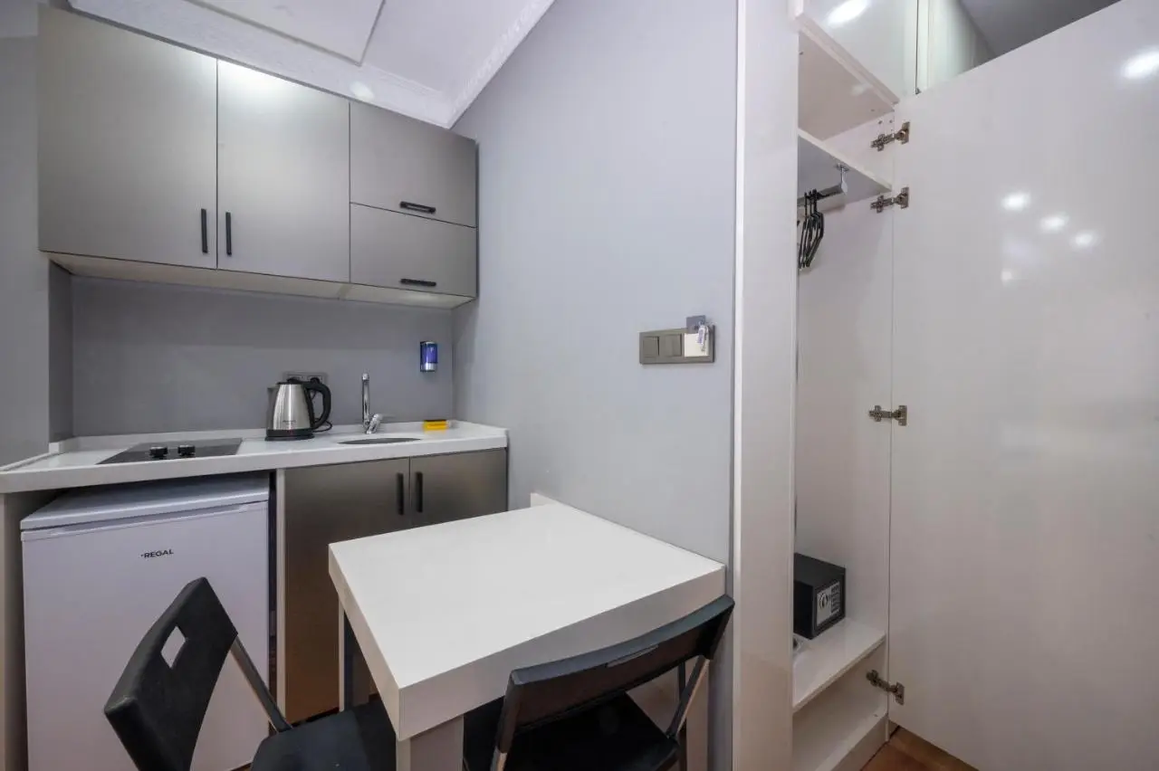 Taxim Sunpera Suites