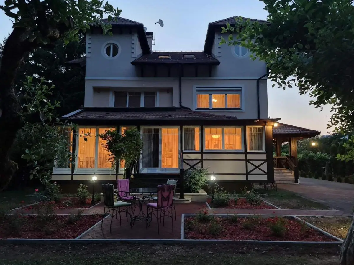 Great Lane house