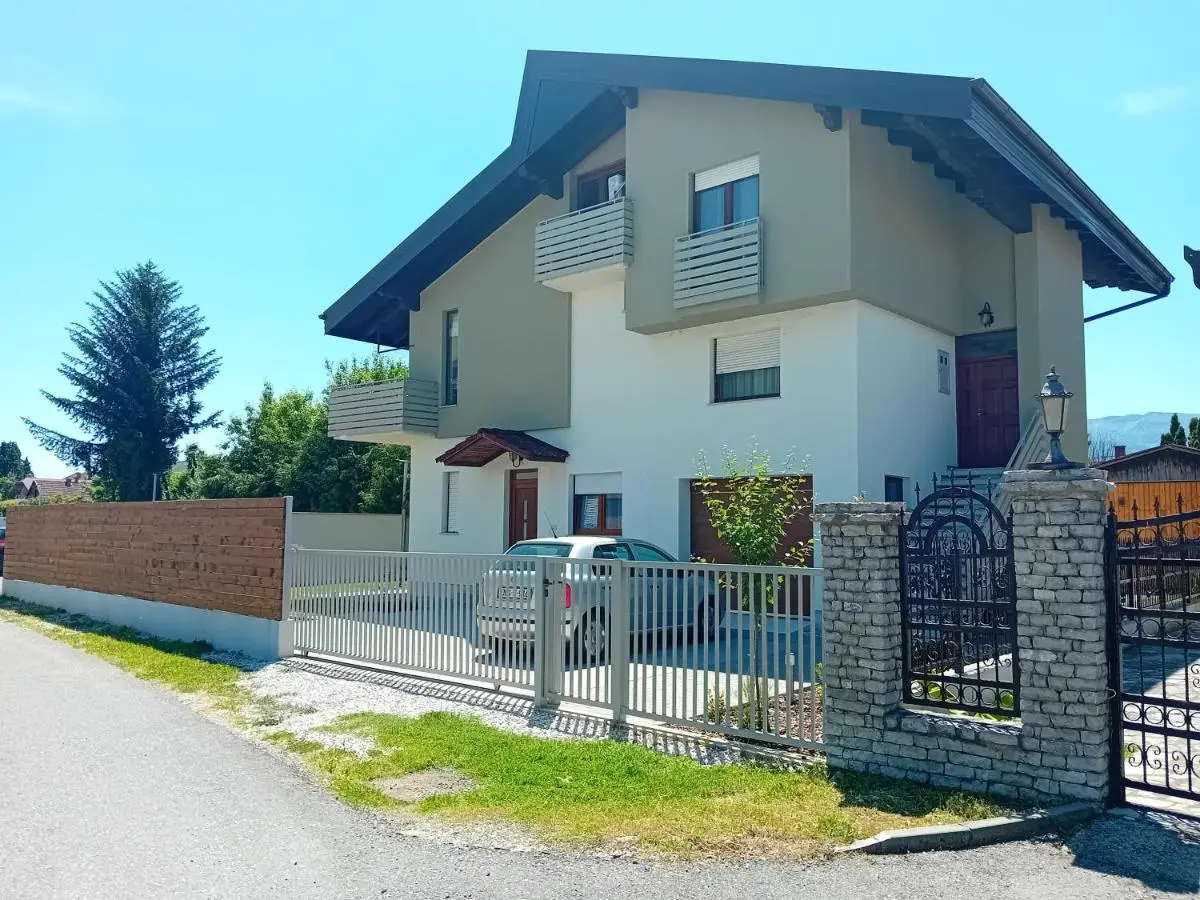 Apartment Ines