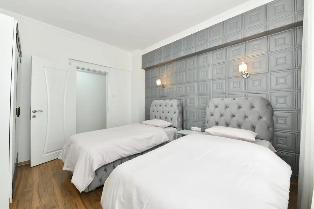 Dilek Apartments