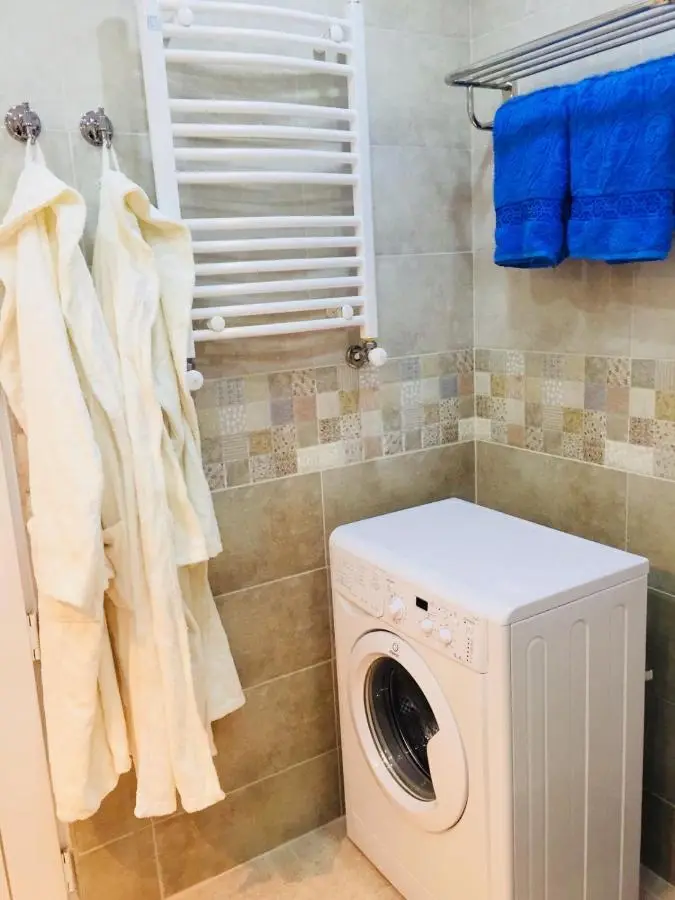 Asterias Apartment