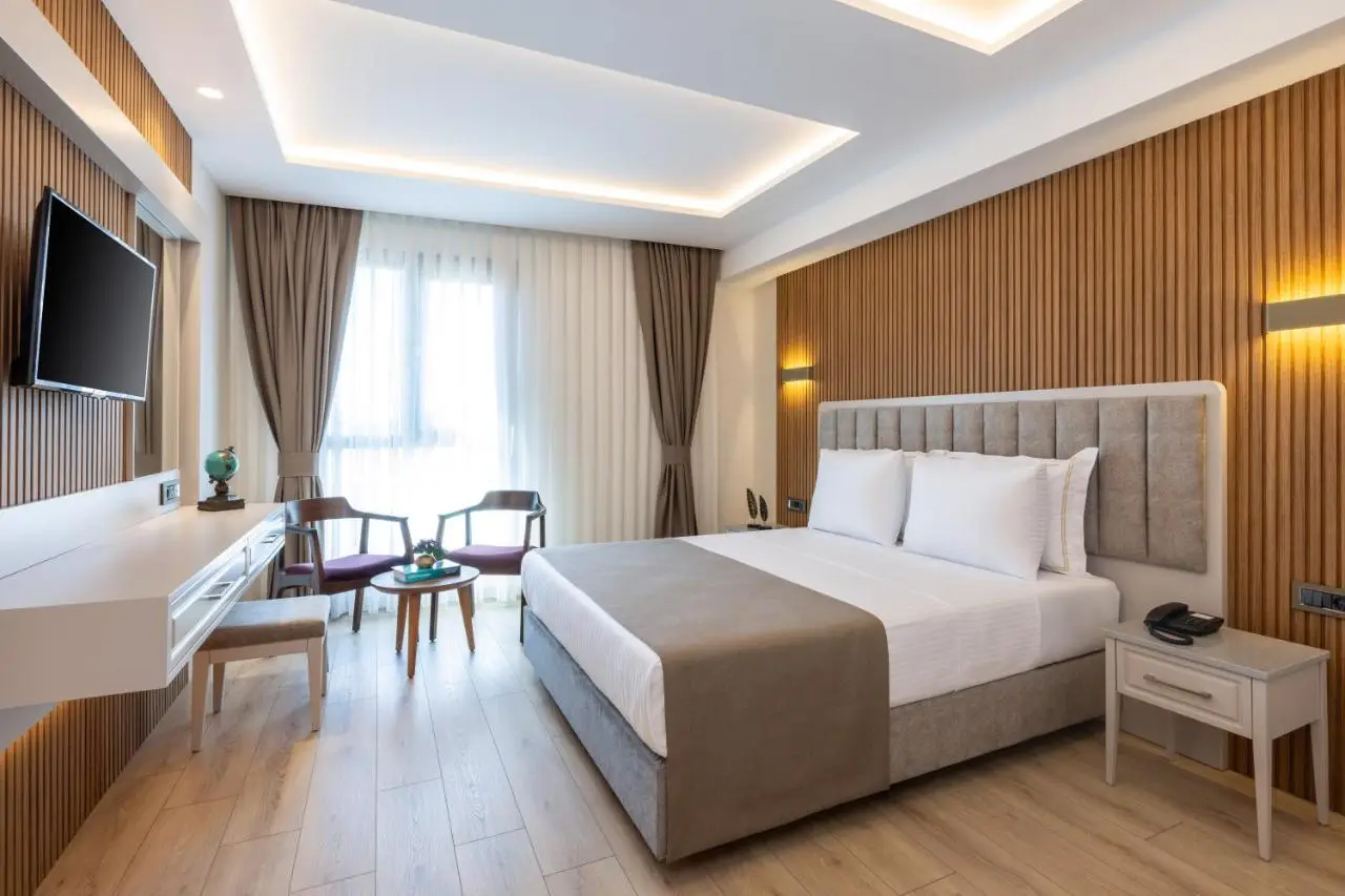 Carina Gold Hotel And Restaurant