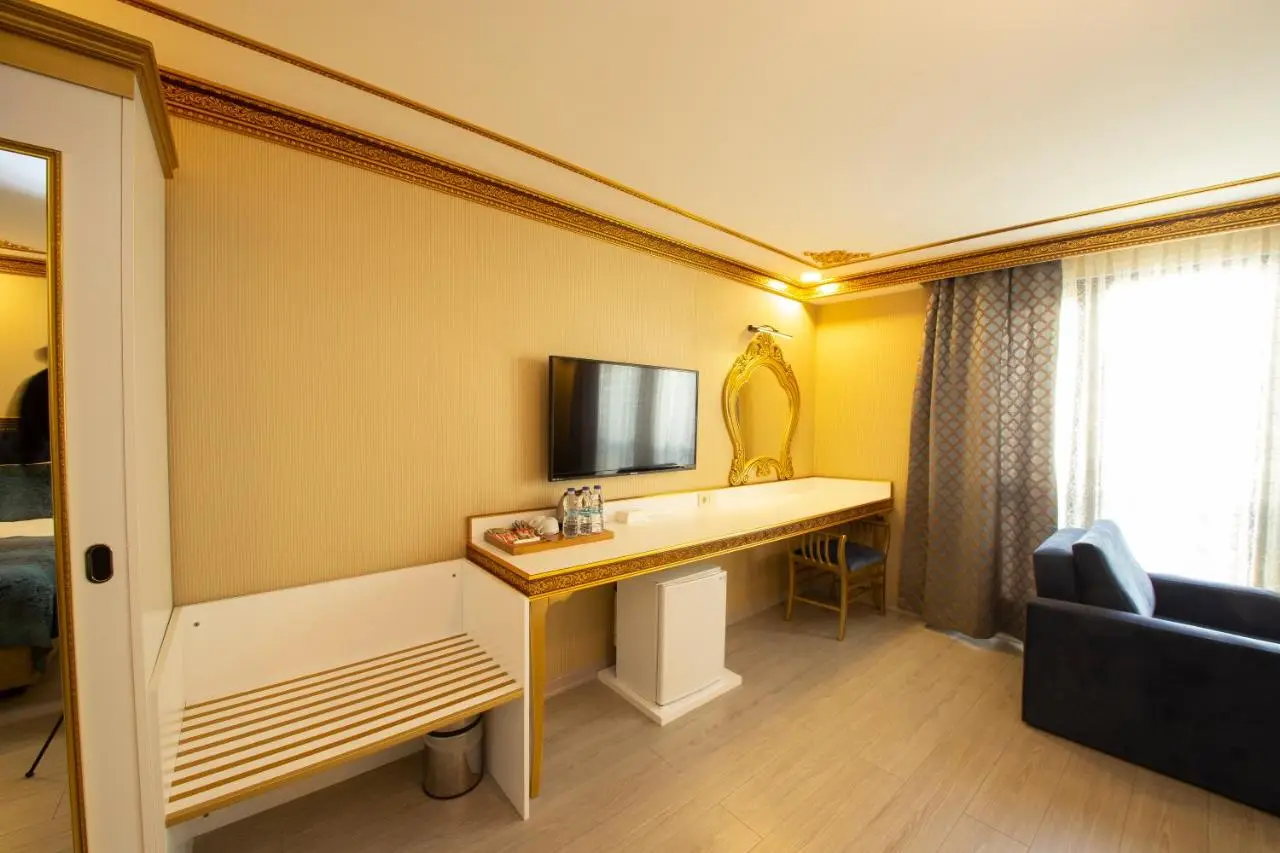 Empire Suite Hotel