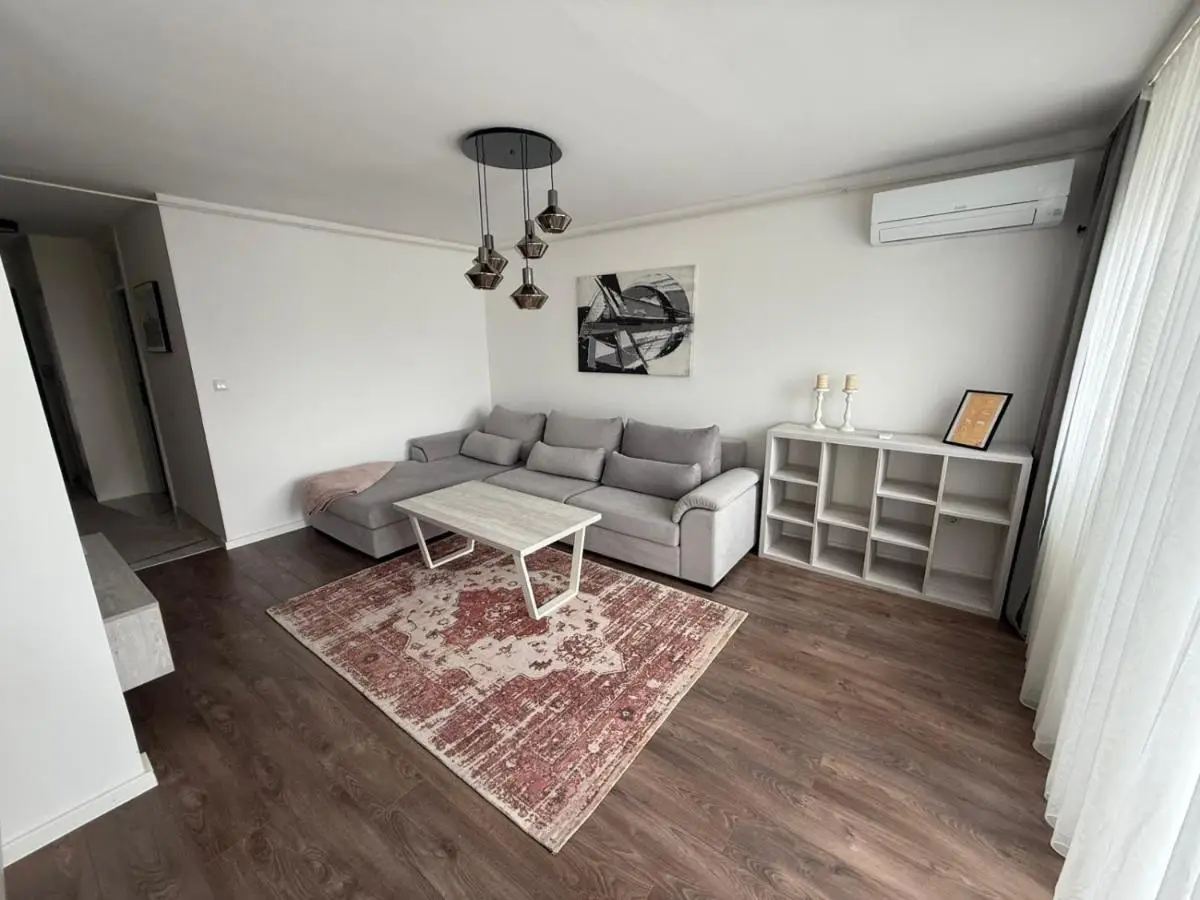 Lux Apartment Gusinjac