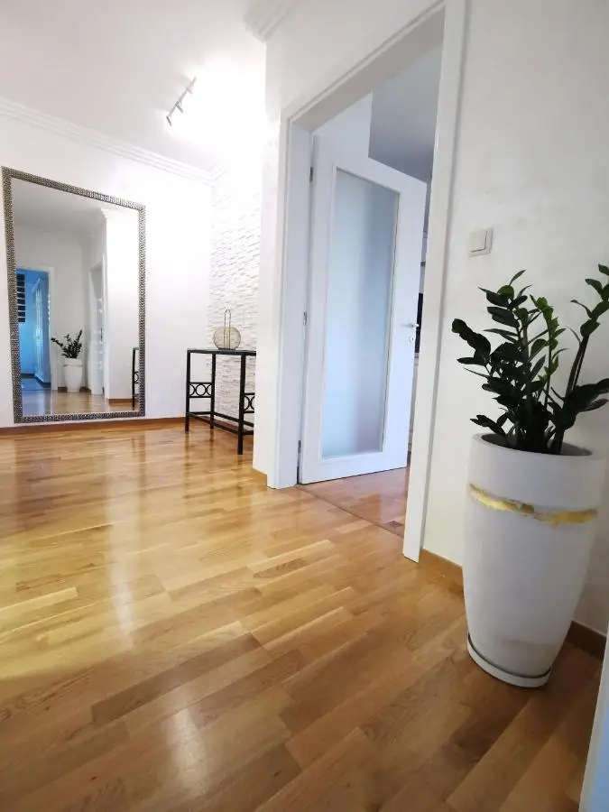 Luxury Apartment with a stunning view, FREE parking