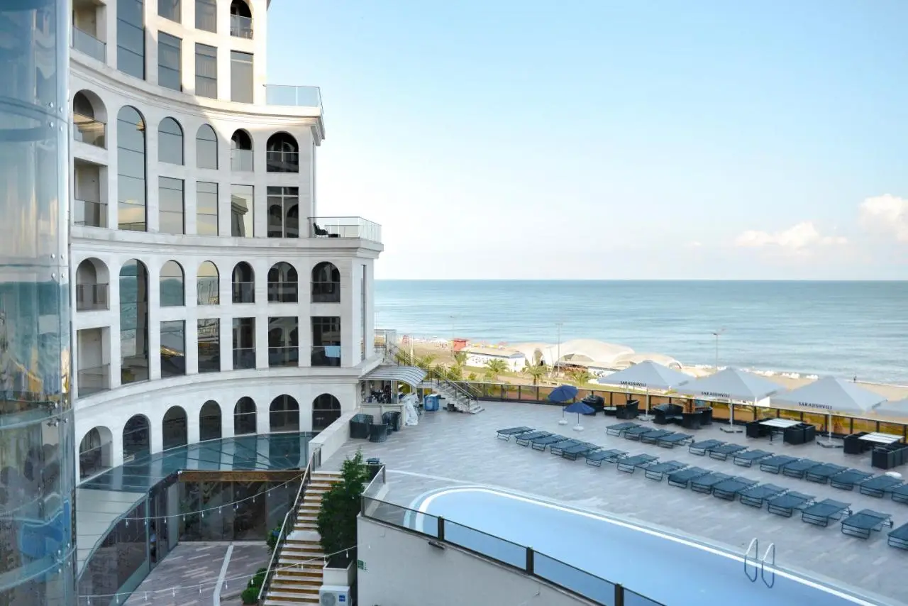 Colosseum Marina Hotel
