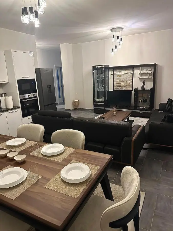 AR-Lux apartment old street