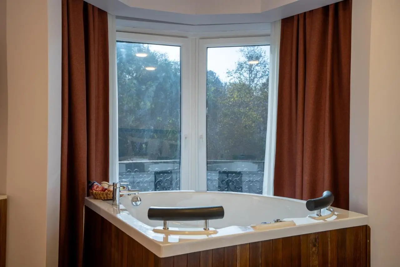 Navoris Hotel