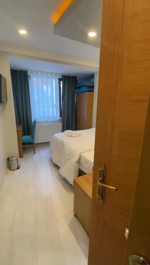 Riverland Suites Apart Hotel