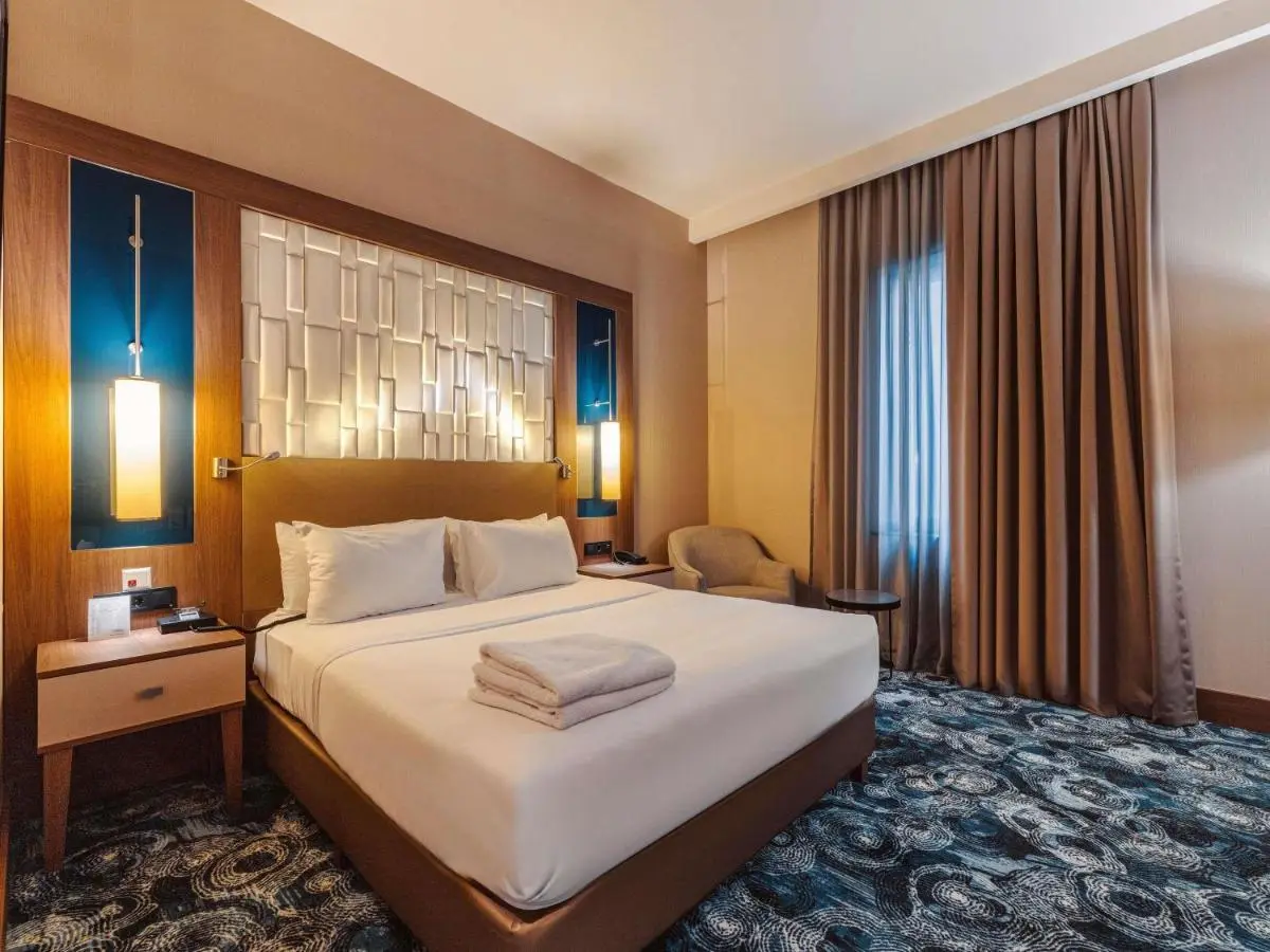 Tbilisi Philharmonic Hotel by Mercure