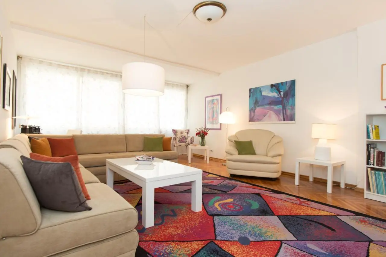 Apartment Gloria