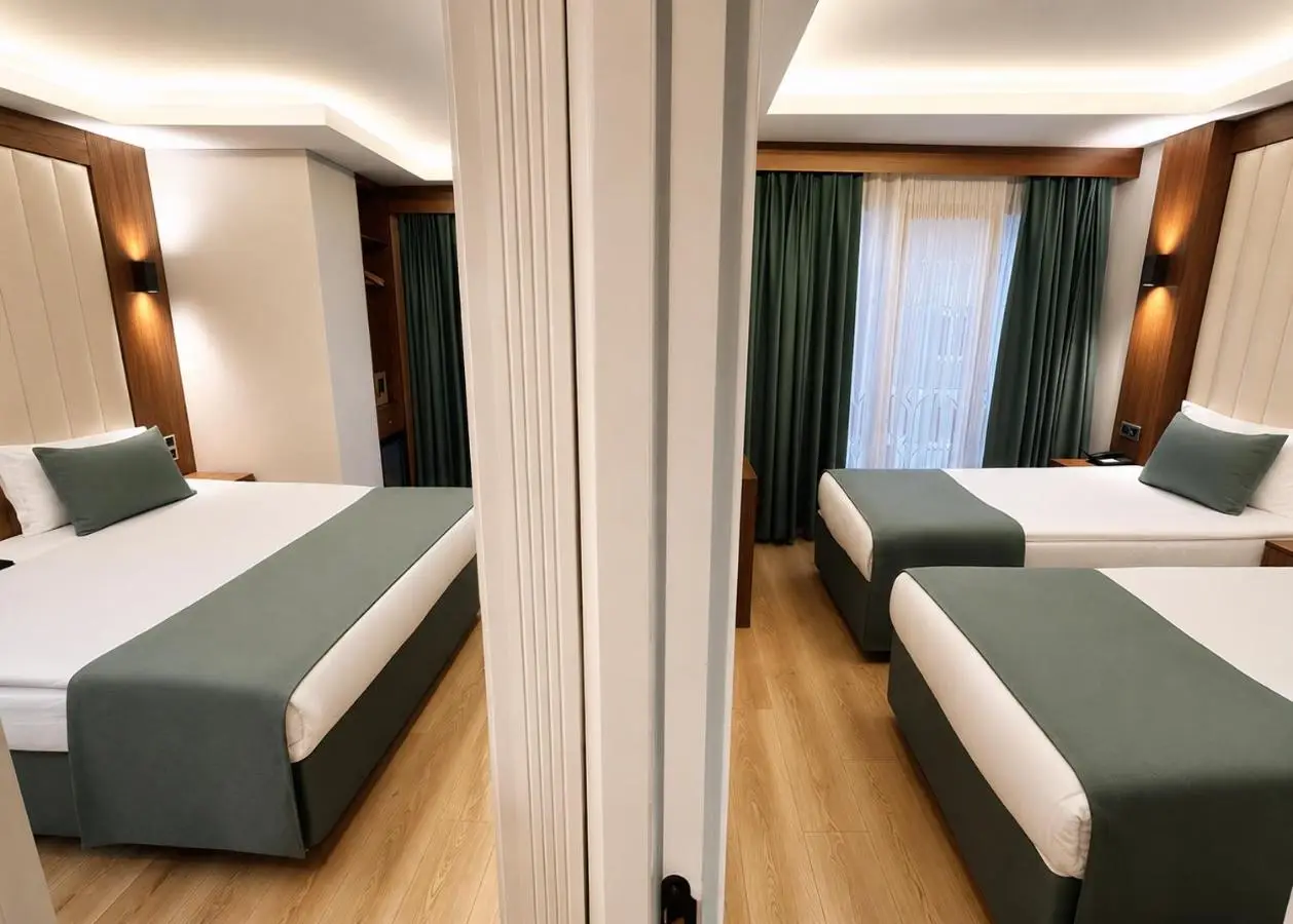 Weingart Black Tulip Hotel