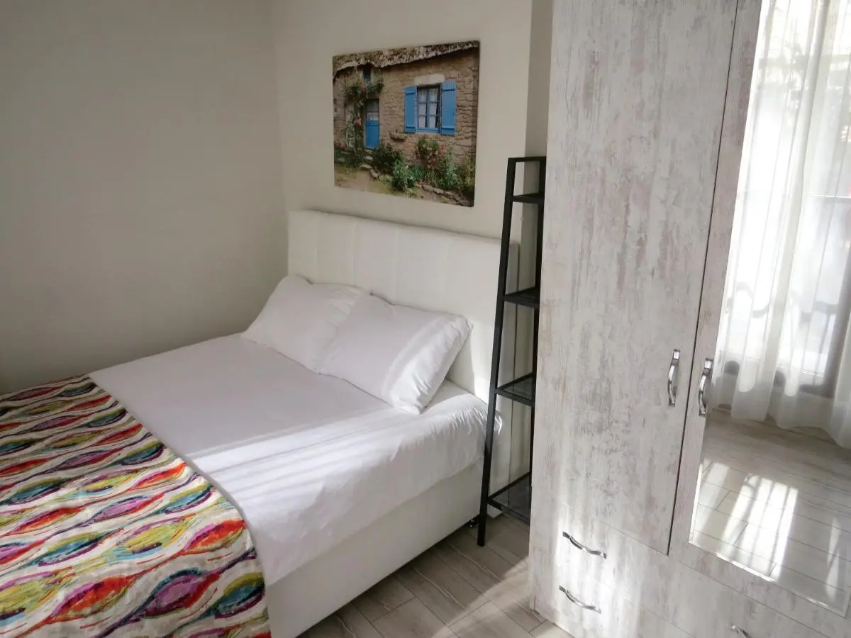 Istanberry - Paradise Two-Bedroom Apartments with Elevator