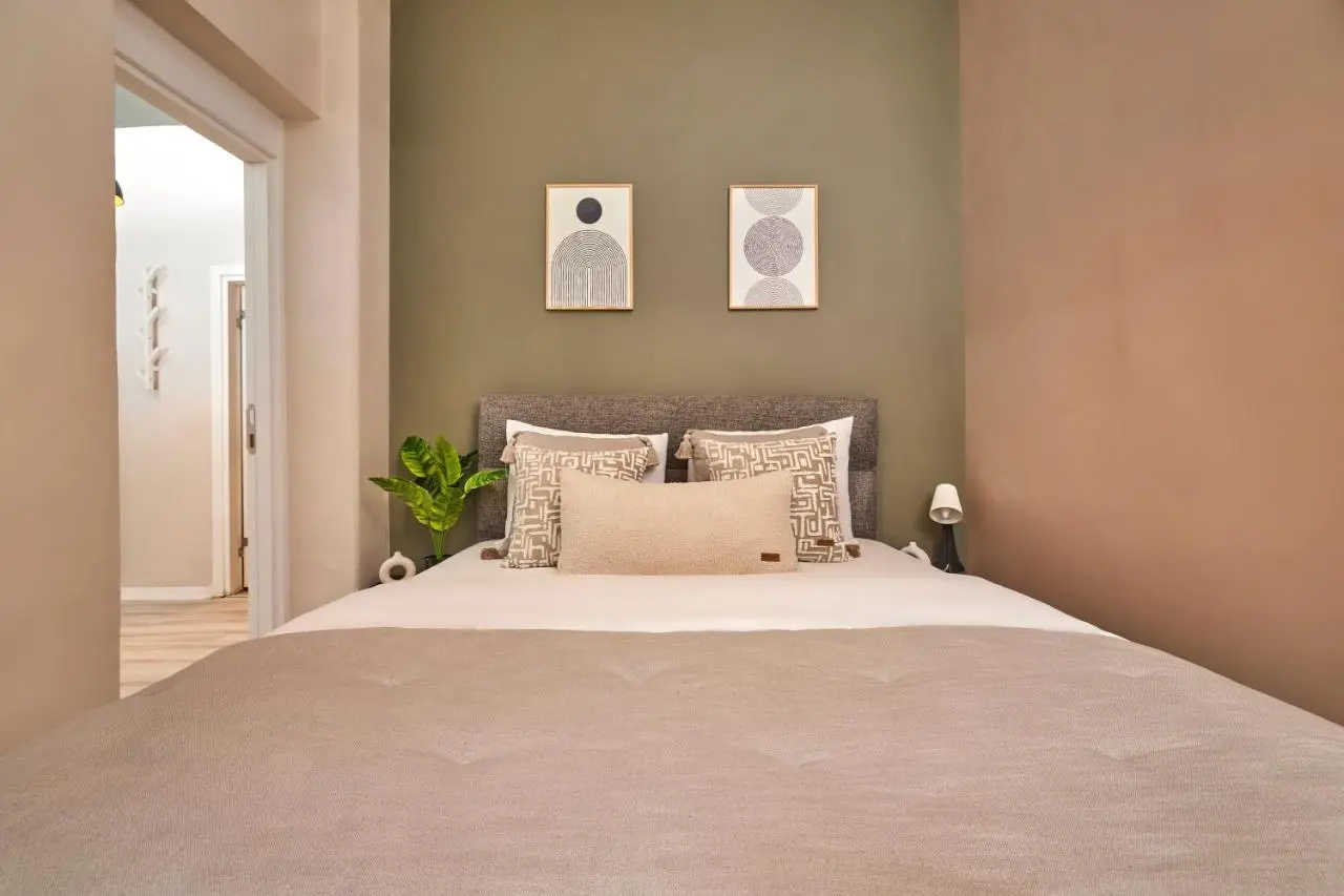 2BR Modern Flat in Nişantaşı 3 Min to Metro Full AC