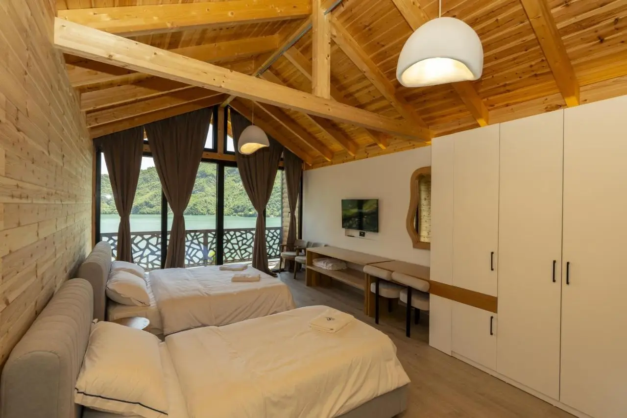 Hotel 5 Stinet