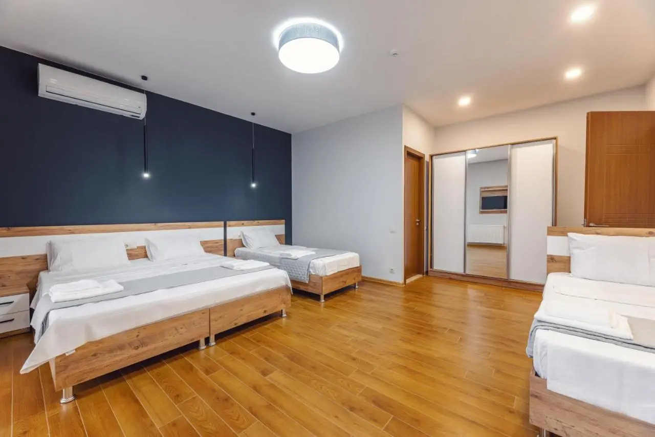 10 KEYS Boutique Hotel
