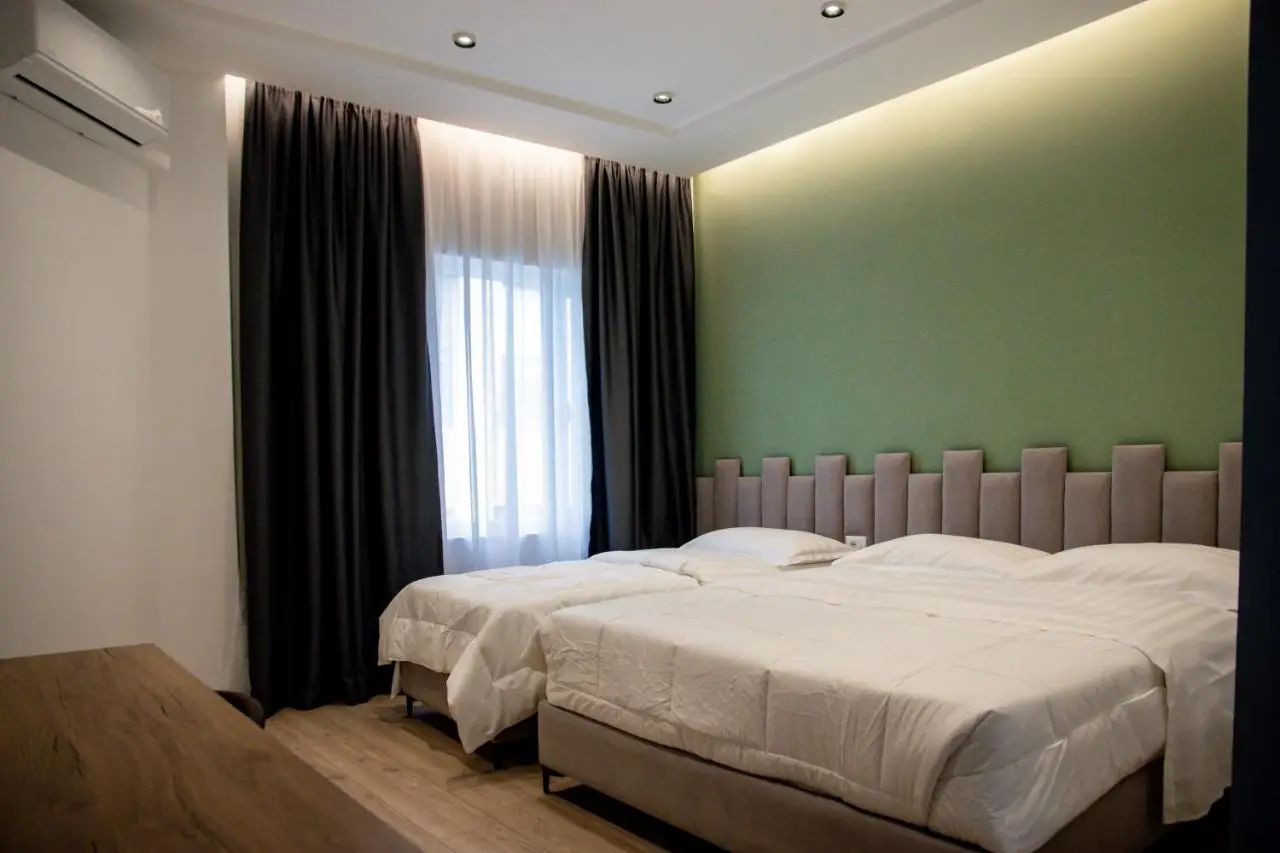 Hotel Blini