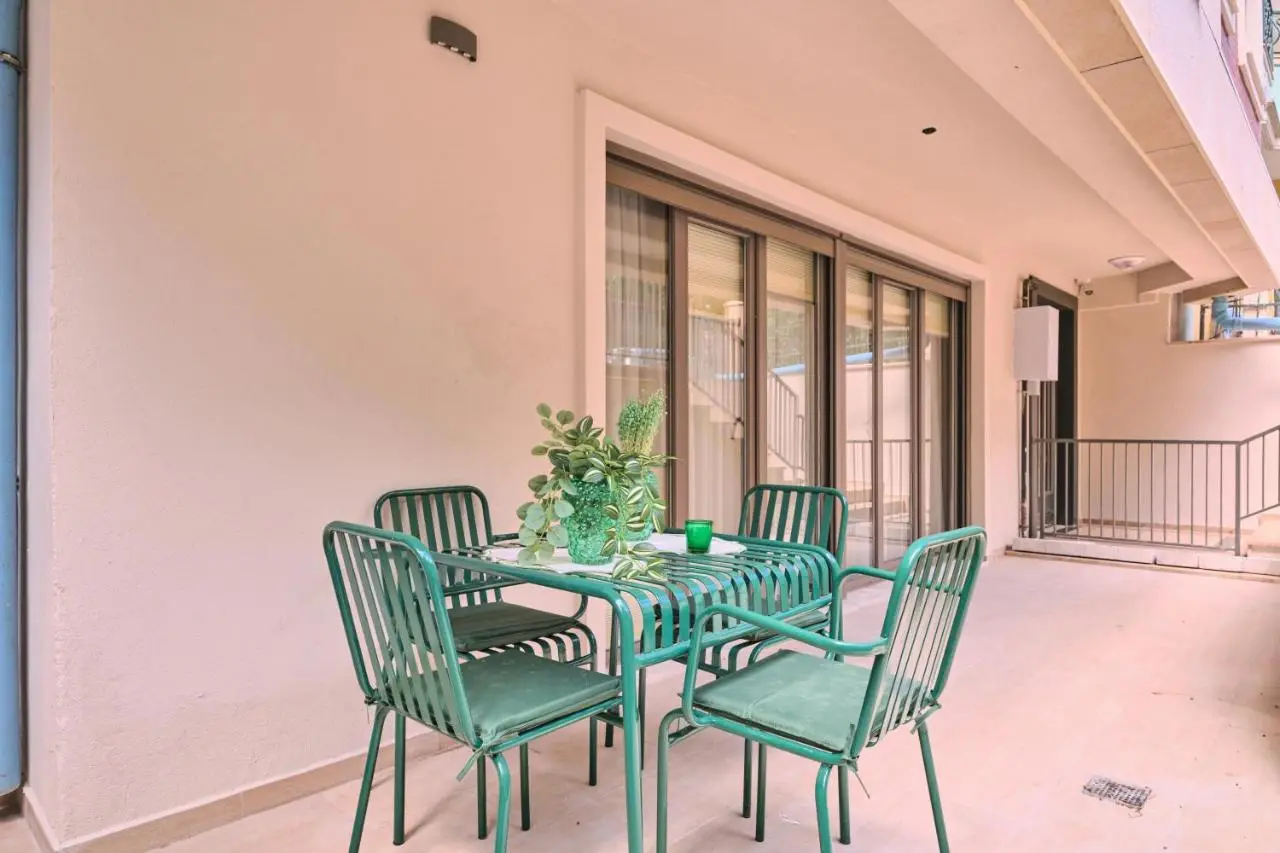 BSY's Stylish 1BR,2BR ,3BR Apartments in Brand New Building