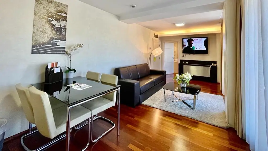 City Boutique Hotel