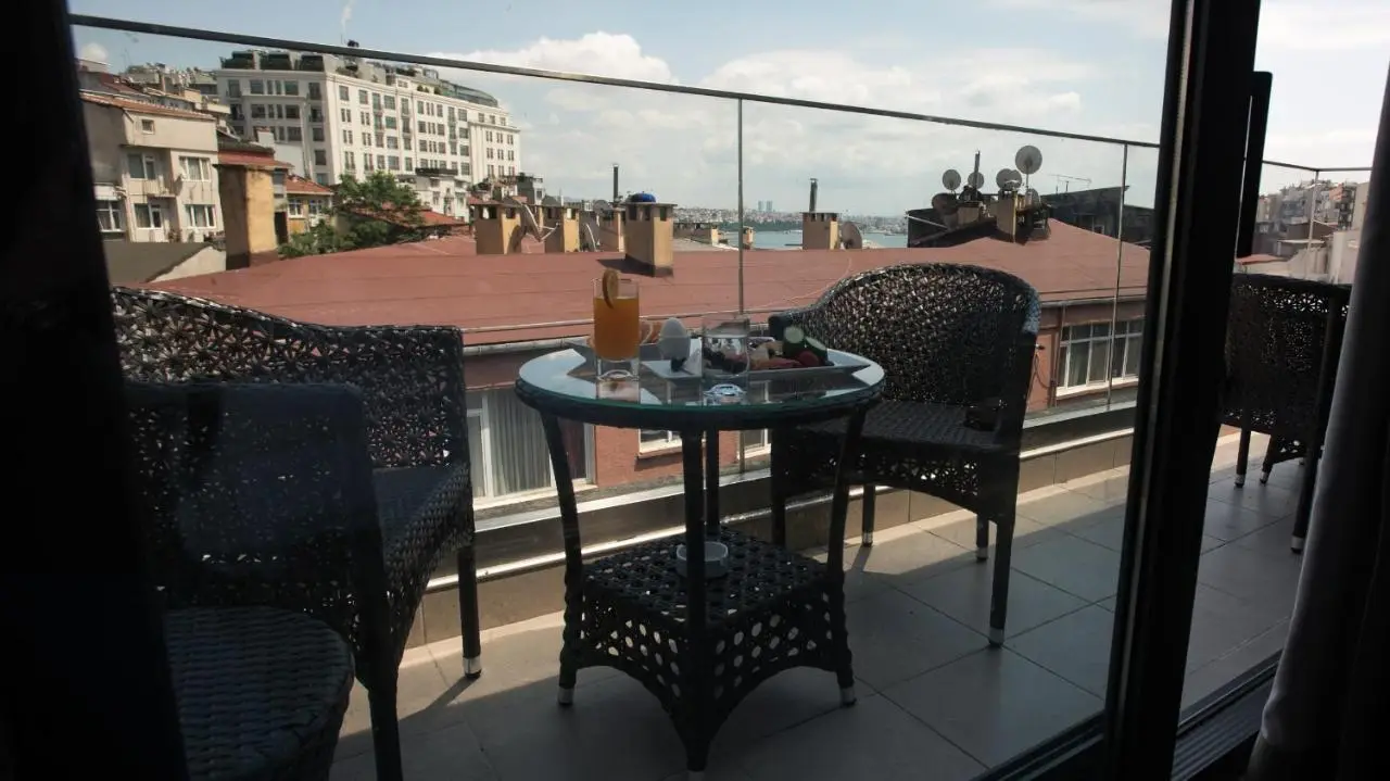 Taksim Hotel V Plus