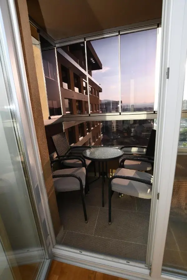 Sky Way Studio Apartment