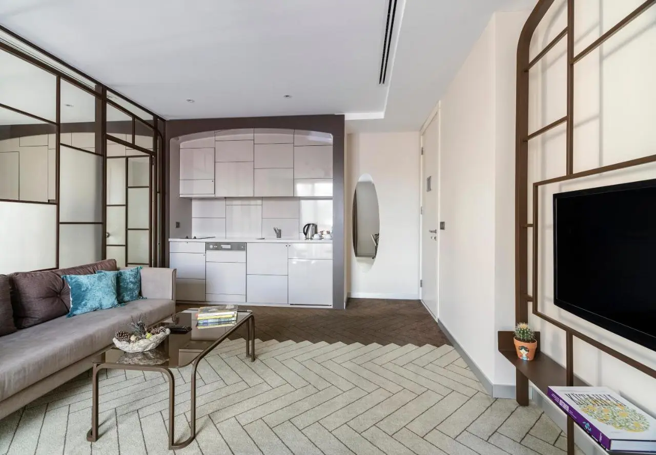 Upsuites Hotel
