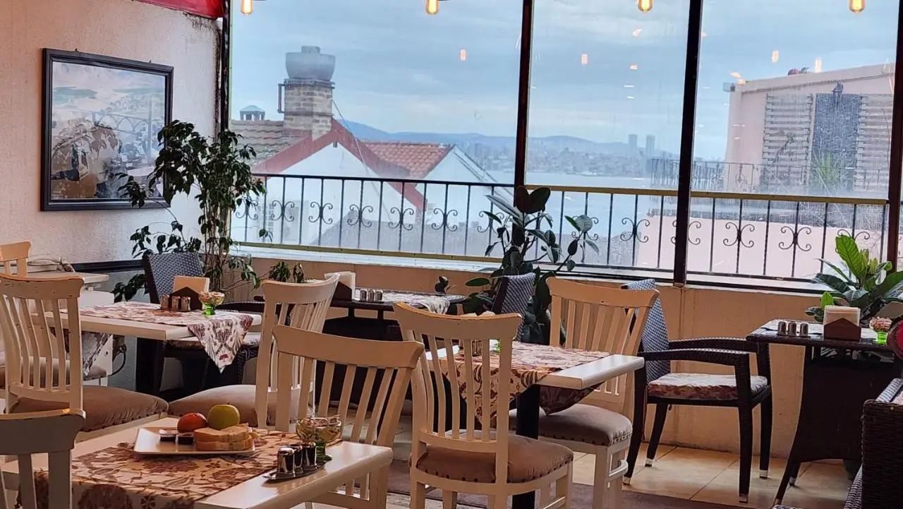 Oceans 7 Hotel