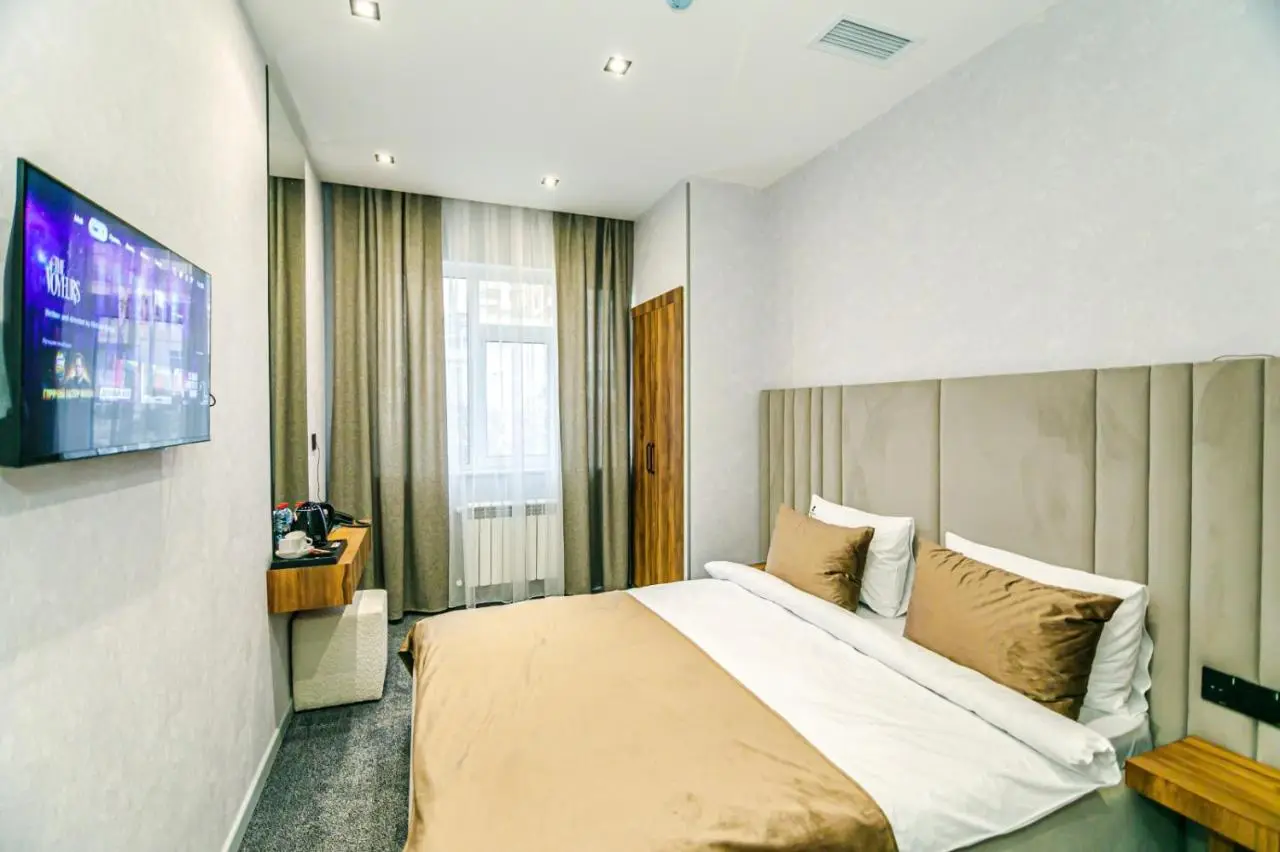 GREEN PARK HOTEl