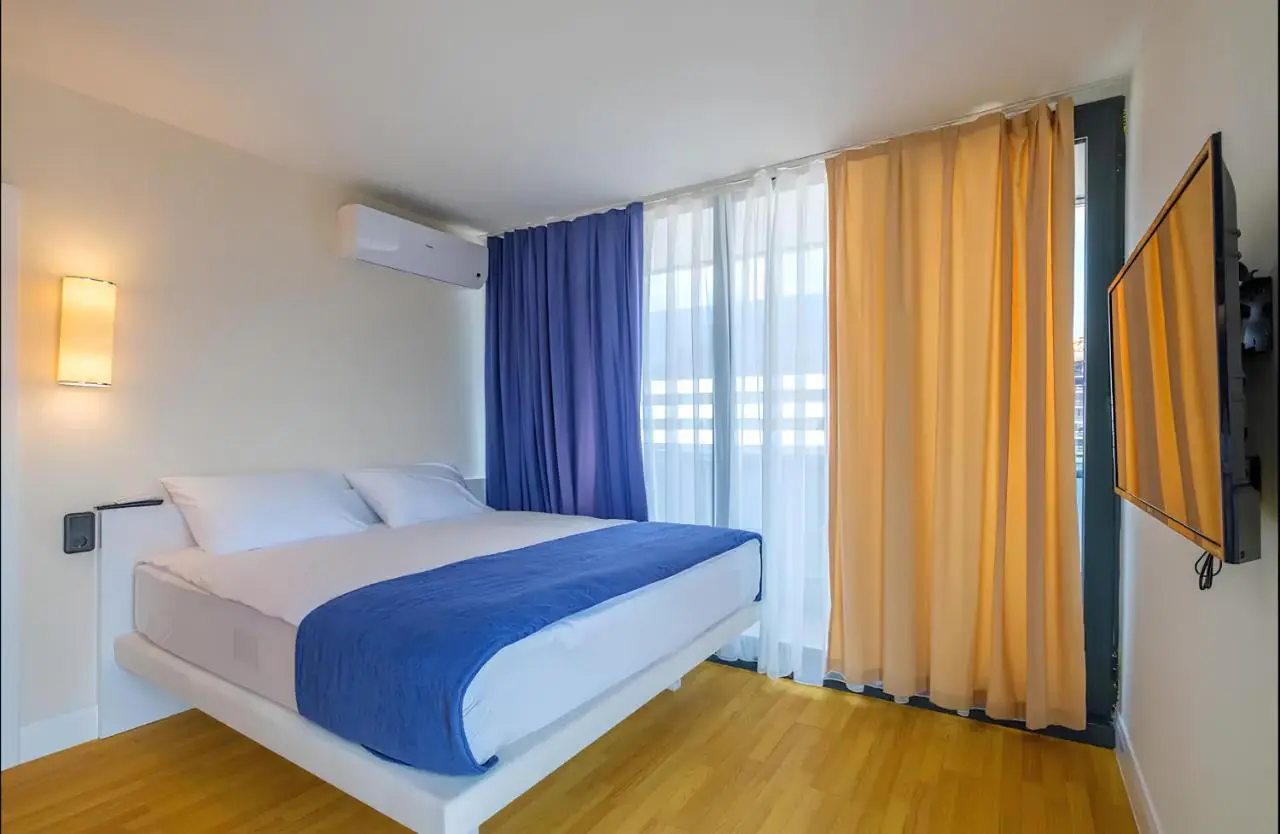 Panorama BeachFront Aparthotel