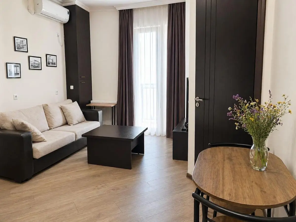 Home Inn Apartments Jikia Green Residence -Central Tbilisi