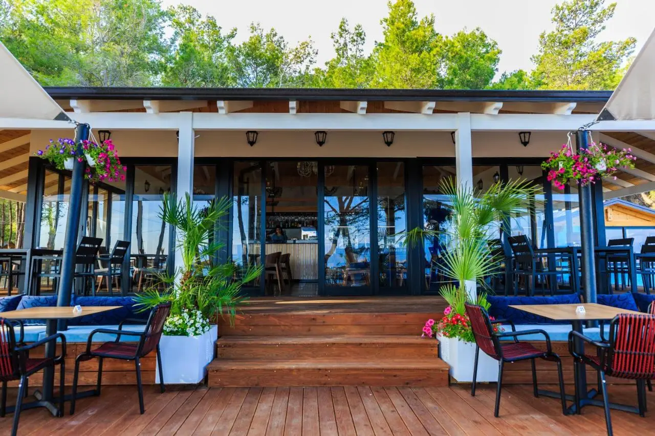 ECUADOR Resort