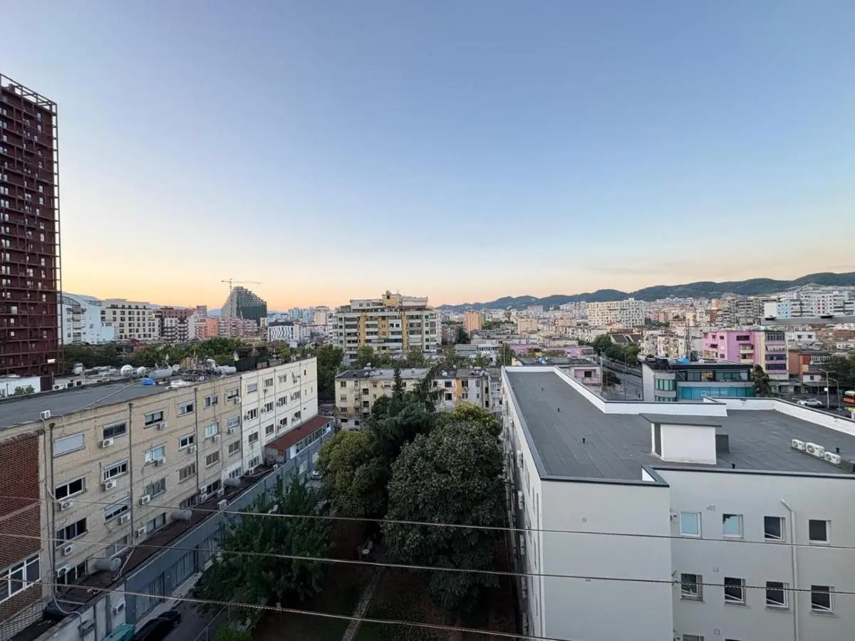 Laureta Central Apartment