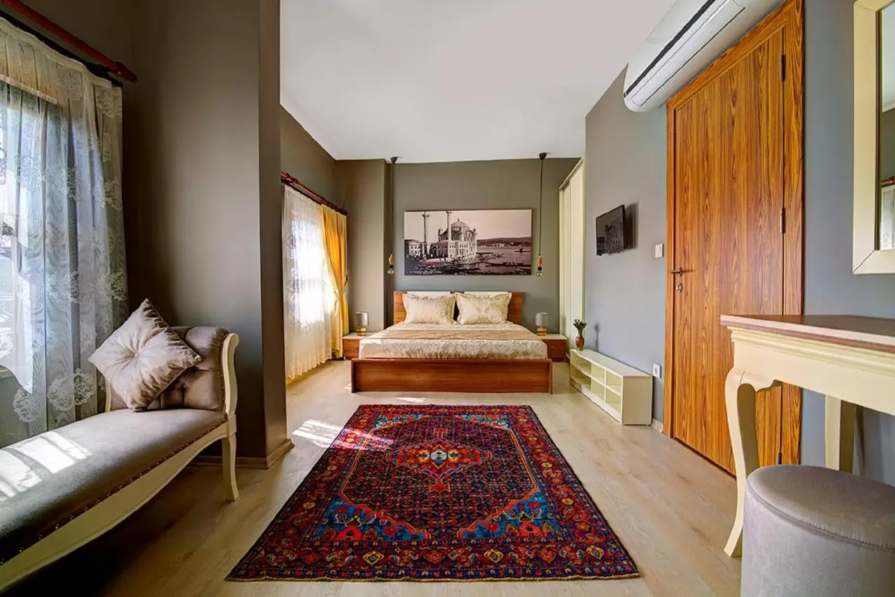 Million Old City Apartment