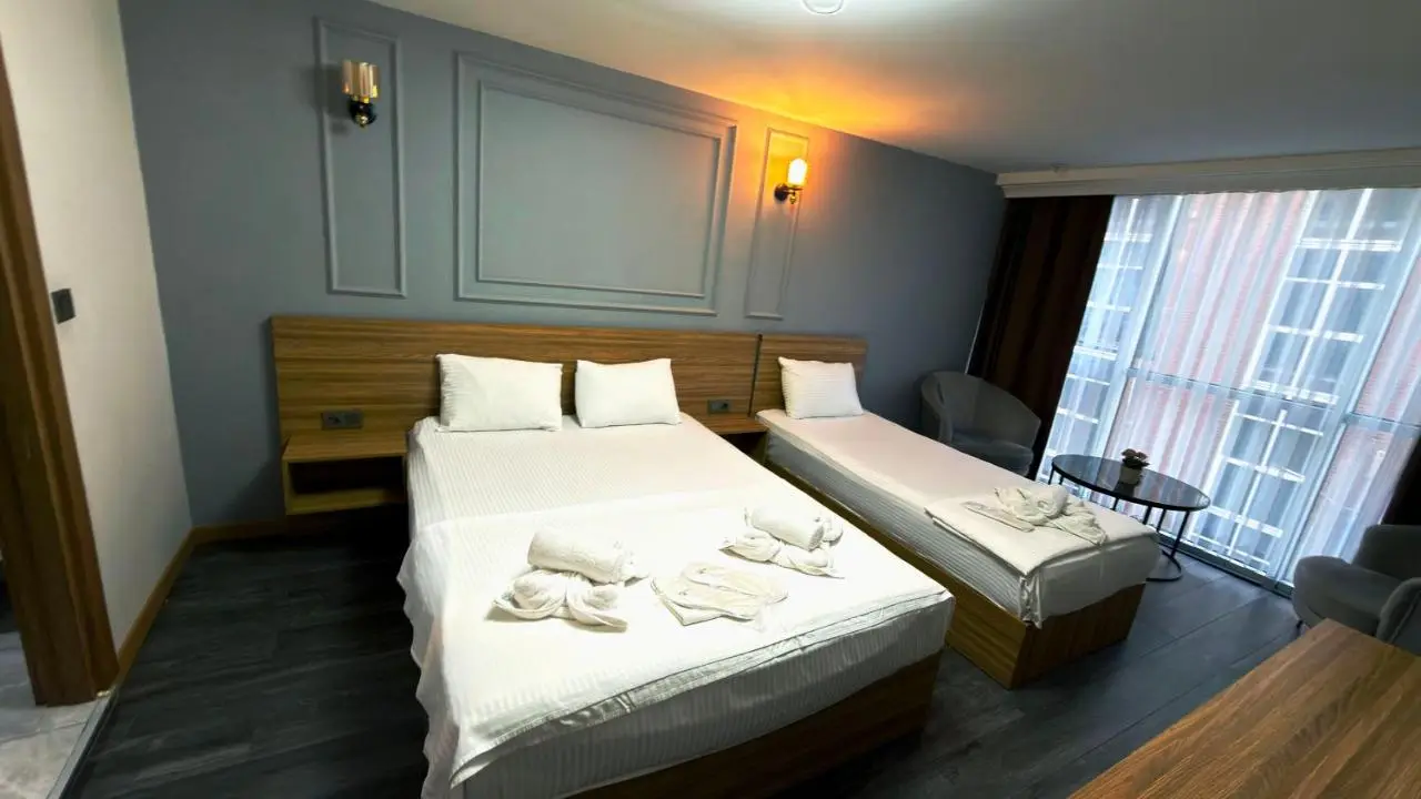 Waves hotel