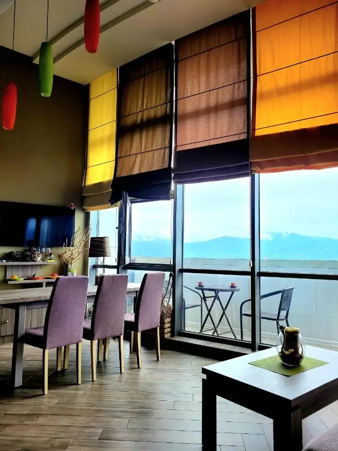 2 levels penthouse with a SUNSET SEA VIEW! Balcony and window 8x4m!