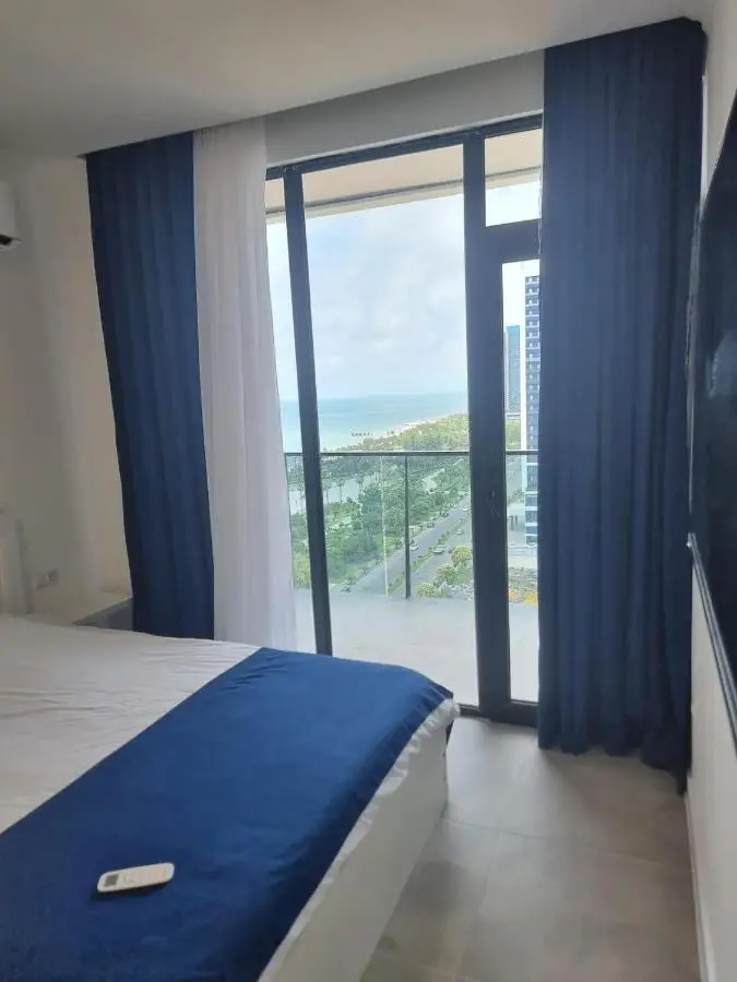 Tal's Apartment