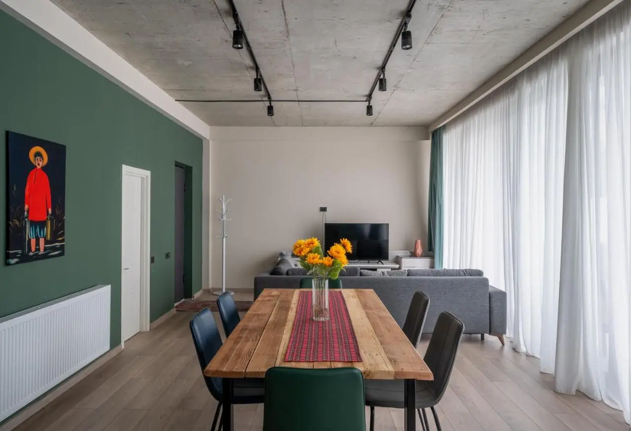 Niabi 3 beadrooms apartments