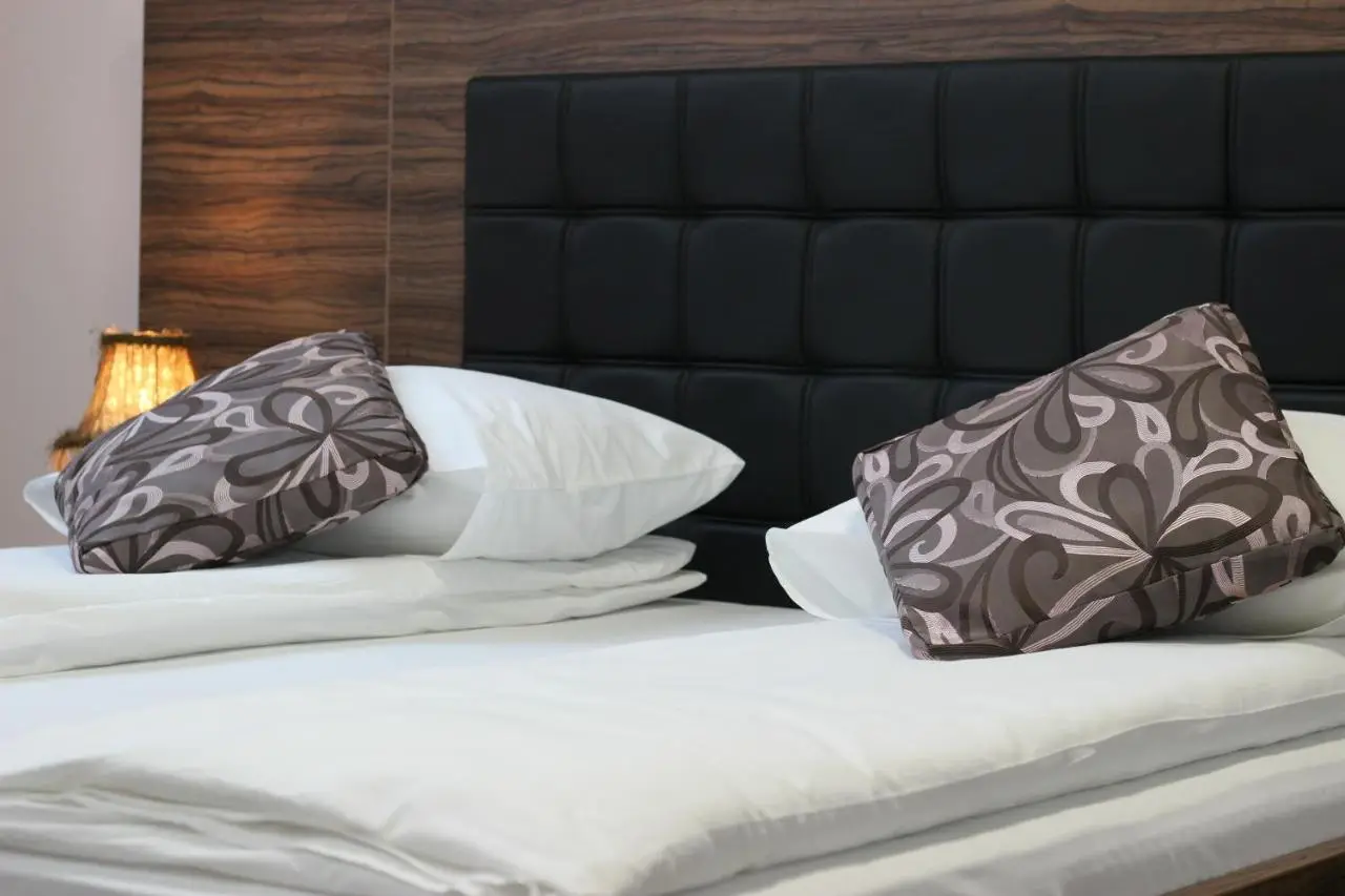 Hotel Story