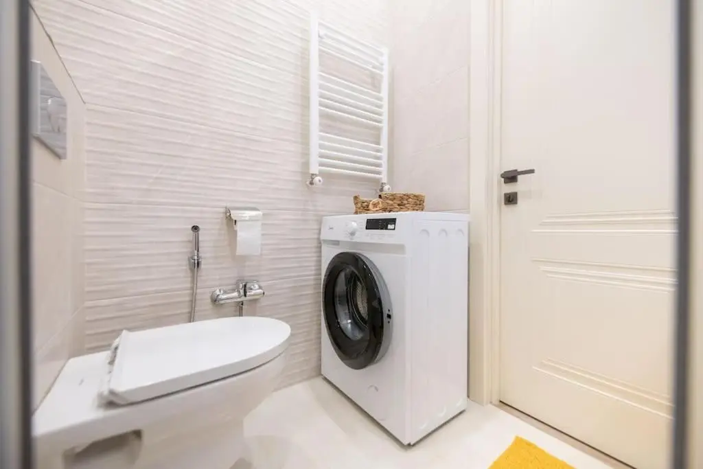 ProRealty -2BR apartment with fantastic view to city