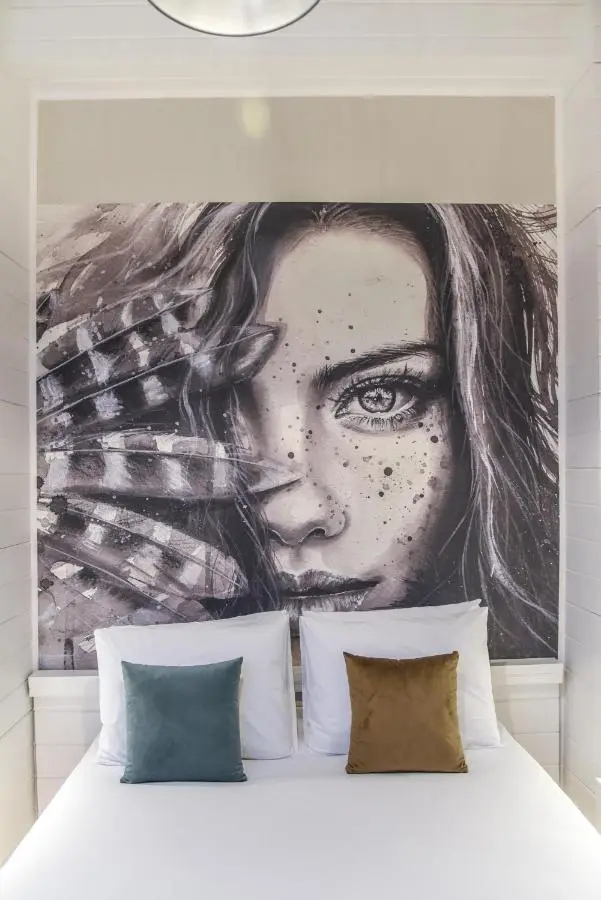 LUXIR HOTEL