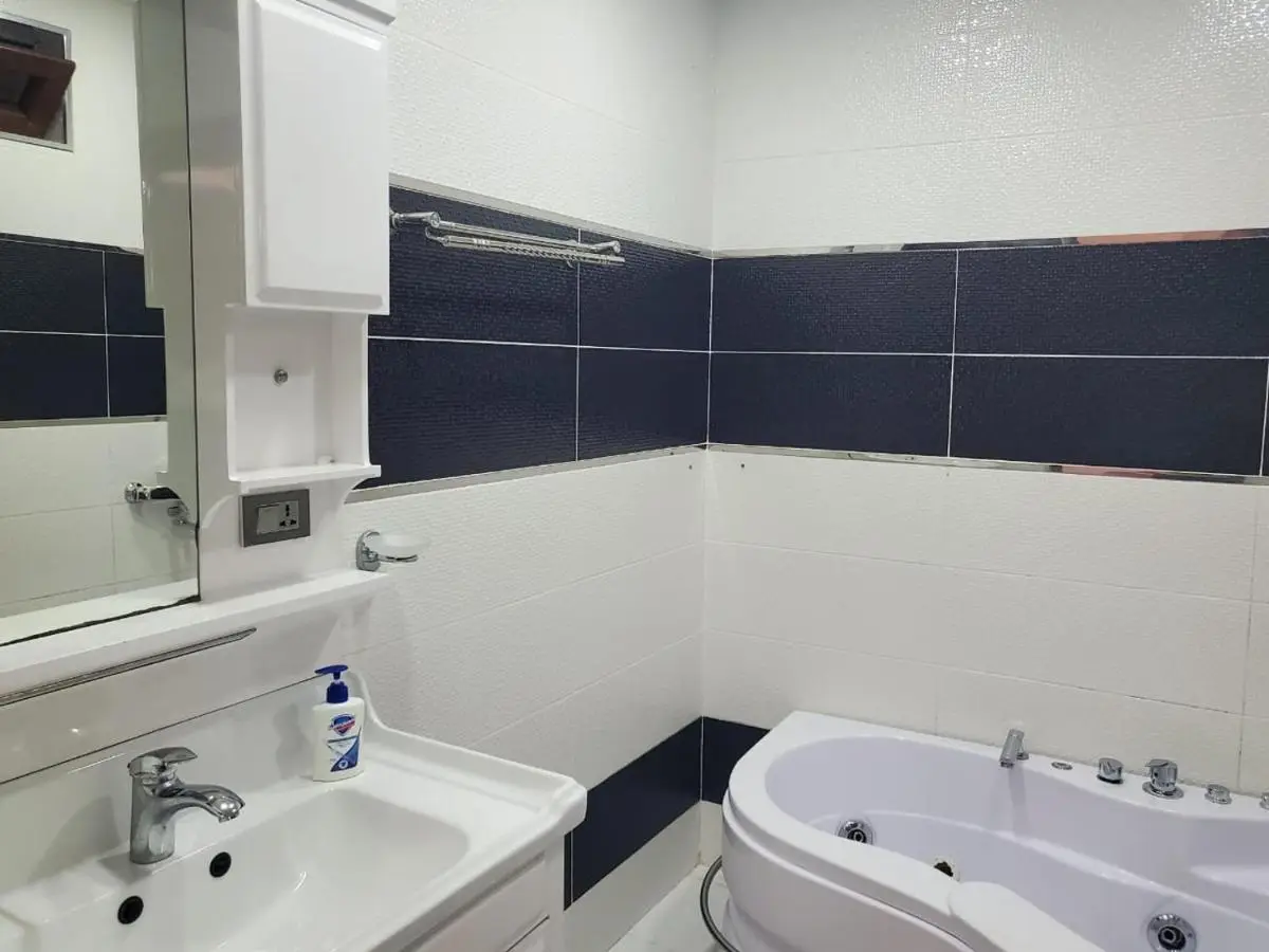 Batumi Aparthotel 22D