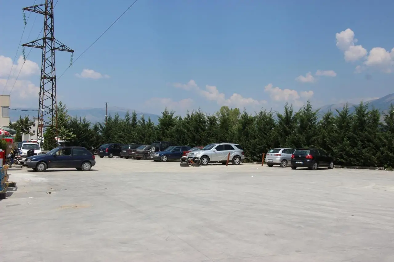 DAI Apartments- City & Castle view Gjirokaster