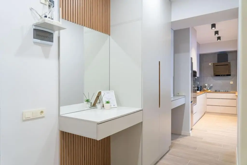 ProRealty -2BR apartment with fantastic view to city