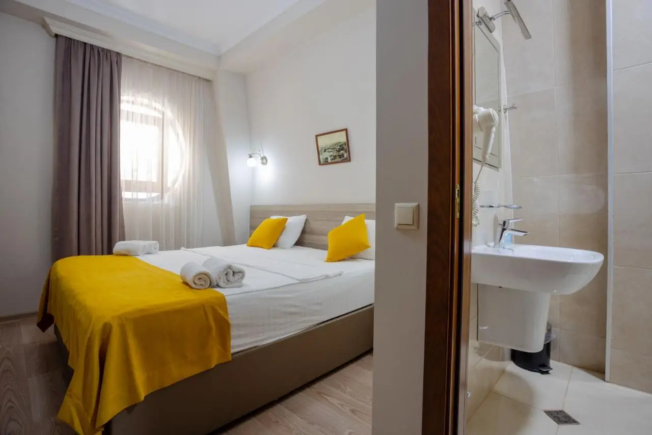 Daisi Sunset Hotel