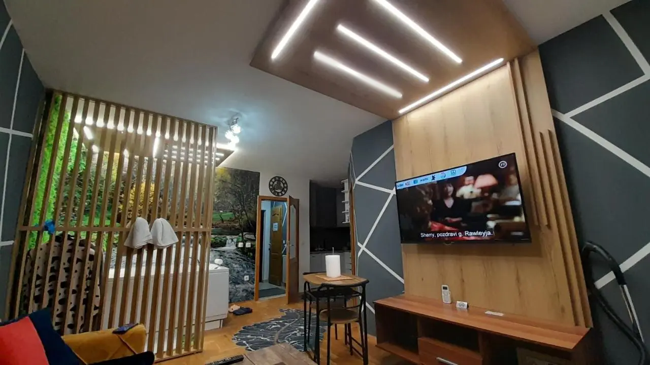 JACUZZI for RELAX - HOLLYWOOD Apartment, STUP, Sarajevo